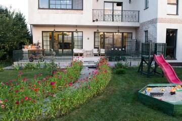Фото номера Вилла Делюкс Виллы Ravi Residence г. Dascălu 8